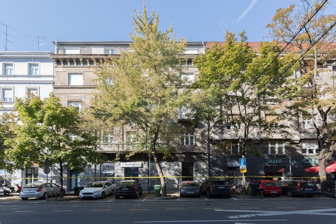Design 2Bdr Apartment Near City Center ザグレブ エクステリア 写真